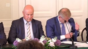 Yle Nyheter TV-nytt: 14.06.2016 21.59