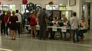 Yle Nyheter TV-nytt: 08.11.2016 17.55