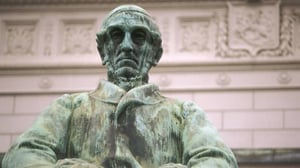 Yle Uutisluokka Triplet: Miksi tänään vietetään Snellmanin päivää? (S): 11.05.2016 13.55