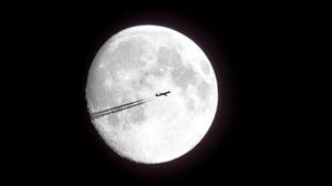 Yle Uutisluokka Triplet: Kuu suurimmillaan 68 vuoteen (S): 14.11.2016 09.56