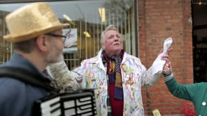 Marta ja hiussalonki Kultaiset sakset: 13.09.2016 19.00