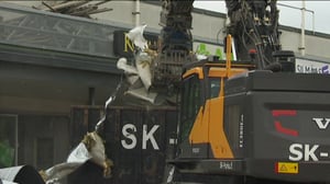 Yle Uutiset Keski-Suomi: Lähes 15 tuhatta tonnia purkujätettä - vain murto-osa päätyy kaatopaikalle (S): 02.06.2016 14.15