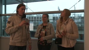 Yle Uutisluokka: Kaupat ja kahvilat vetävät nuoria lentokentälle (S): 23.06.2016 10.22