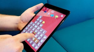 Yle Uutisluokka Triplet: Oulun pelikampuksella ideoidaan tulevia hittipelejä (S): 30.08.2016 09.08