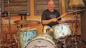 Micke Björklöf spelar blues: 06.09.2016 13.24