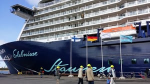 Yle Uutisluokka Triplet: Turussa rakennetaan kaksi jätti-risteilijää (S): 07.09.2016 08.35