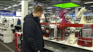 Yle Uutisluokka Triplet: EU haluaa eroon kodinkoneiden ja elektroniikan kertakäyttökulttuurista (S): 16.11.2016 11.03