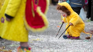 Yle Uutisluokka Triplet: Lapsi saa yhä useammin uniikin nimen (S): 05.12.2016 09.51