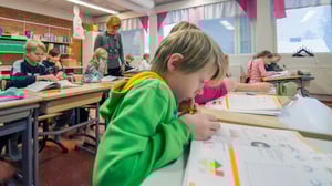 Yle Uutisluokka Triplet: Joulutodistus vaihtunut arviointikeskusteluksi (S): 16.12.2016 08.46