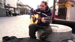 Katusoittajan toinen otto