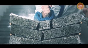 Tiilenmurskausta ja nunchakuja