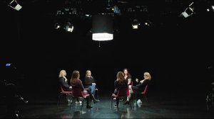 Äidit väkivallan varjossa