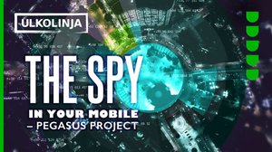 Vakoilija puhelimessa