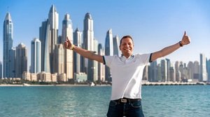 Dubain sisäpiireissä