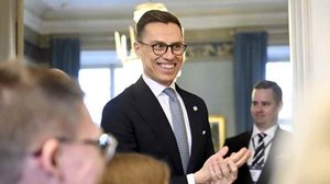 Presidentti Stubb otetaan vastaan Vaasan torilla