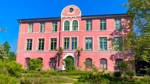 Talot huokuvat historiaa