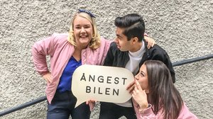 Angstiauton kyydissä