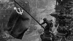 Rautaesiripun takana