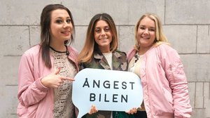 Angstiauton kyydissä