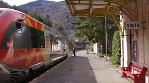 Maailman kauneimmat junareitit