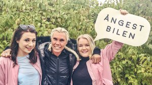 Angstiauton kyydissä