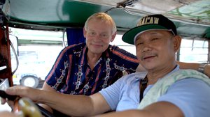 Martin Clunes saarimatkoilla