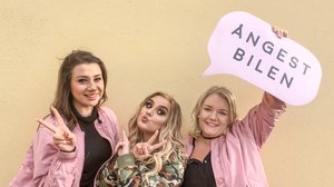 Angstiauton kyydissä