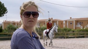 Tallityttöjä ja eliittiratsuja