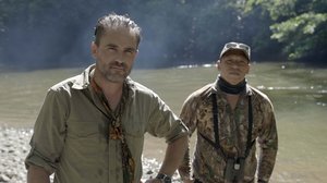 Levison Wood: Eläinten mailla