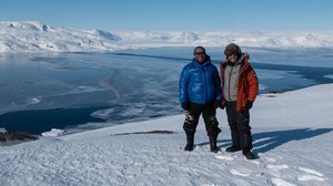 Levison Wood: Eläinten mailla