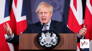 Boris Johnson puhuu toimenpiteistä pahenevan koronatilanteen taltuttamiseksi: 04.01.2021 22.09