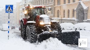 Sankka lumimyrsky laittoi liikenteen sekaisin Etelä-Suomessa: 13.01.2021 09.29
