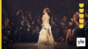 Maddy the Model: 15.03.2021 06.00