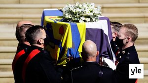 Prinssi Philipin hautajaiset viittomakielellä: 17.04.2021 18.15
