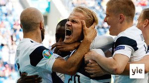 Huuhkajien kotiinpaluu jalkapallon EM-kisoista (S): 24.06.2021 14.00