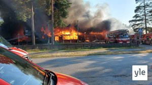 Hotelli Hiittenharjussa raivoisa tulipalo: 14.07.2021 21.41