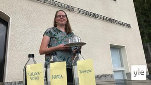 Millaisia eroja on kuntien juomaveden maussa ja hajussa? Yle maistelee vesiä asiantuntijan kanssa: 03.08.2021 09.00