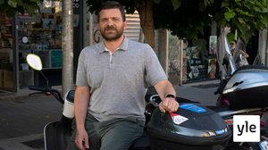 Yhä useampi liikkuu Rooman ruuhkissa vuokrattavilla skoottereilla ja pyörillä: 17.08.2021 11.42