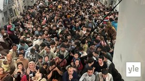 Kabulin lentokentällä kaaos, kun ihmiset pyrkivät pois Afganistanista: 17.08.2021 11.37
