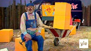 Rakennellaan pelleilymökkiä (S): 07.09.2021 00.01