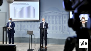 Mitä uutta rajoituksista, maskisuosituksesta ja rokotustilanteesta kerrotaan? Suora lähetys koronakatsauksesta: 30.09.2021 10.57