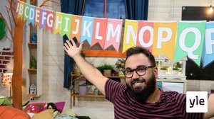 Emil leker lärare i BUU-skolan (S): 11.10.2021 11.13