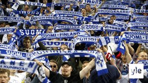 Huuhkajien kannattajien tunnelmia ennen Ranska-ottelua: 16.11.2021 21.25