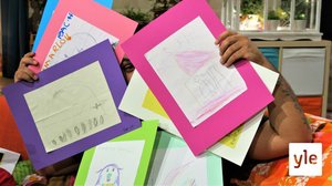 Emil tittar på teckningar (S): 23.11.2021 13.19