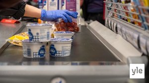 Aatonaatto on jouluruuan vilkkain ostopäivä - seuraamme ison marketin kiireitä: 23.12.2021 09.45