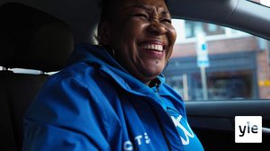 Ruokalähetti Suzy Otieno painaa pitkää päivää elantonsa eteen: 07.01.2022 10.03