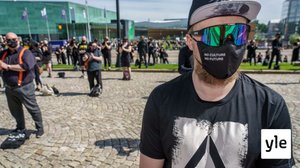 Kulttuuri- ja tapahtuma-alan mielenilmaus Senaatintorilla - Yle seuraa suorana: 03.02.2022 12.34