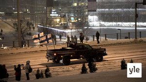 Koronatoimia vastustava protesti on uhannut tukkia Helsingin ydinkeskustan liikenteen perjantaina: 04.02.2022 19.47