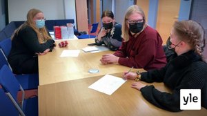 Nuoret toivovat turvallisempaa keskusteluilmapiiriä sukupuoleen ja seksuaalisuuteen liittyvissä asioissa : 17.02.2022 09.13