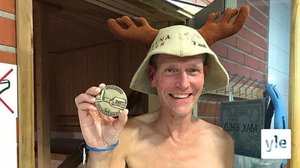 Kokkolalainen Tero Hannila saunoo torstaina 5 000:ttä päivää putkeen: 24.03.2022 10.21